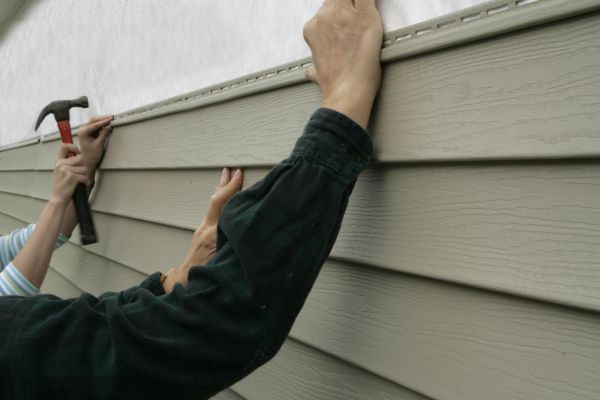 Cost of Insulated Siding Installation in Puyallup