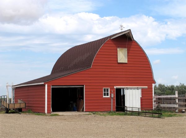 Metal Barn Siding Installation in Puyallup
